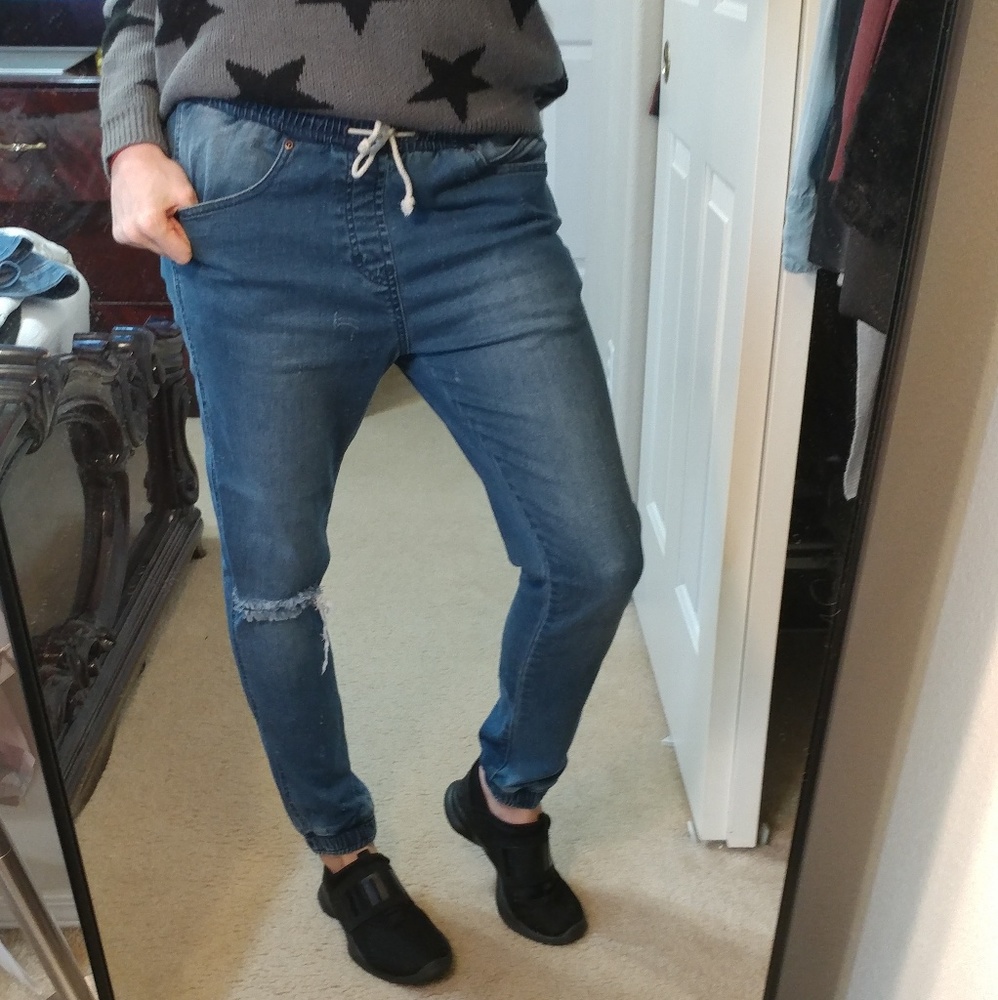 Jogger style jeans